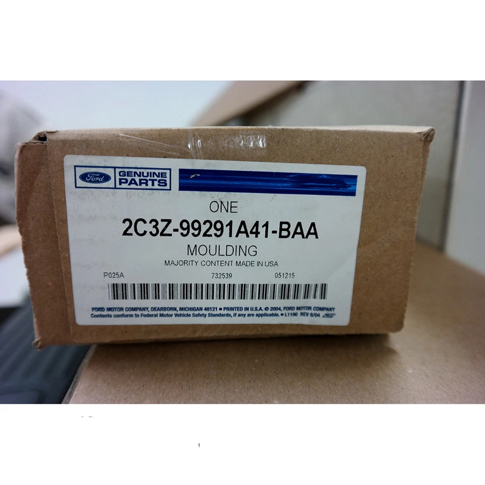 Moldura superior riel cama izquierda Ford F250 F350 Super Duty 6 3/4 OEM 2C3Z-99291A41-BAA Foto 4 de 4