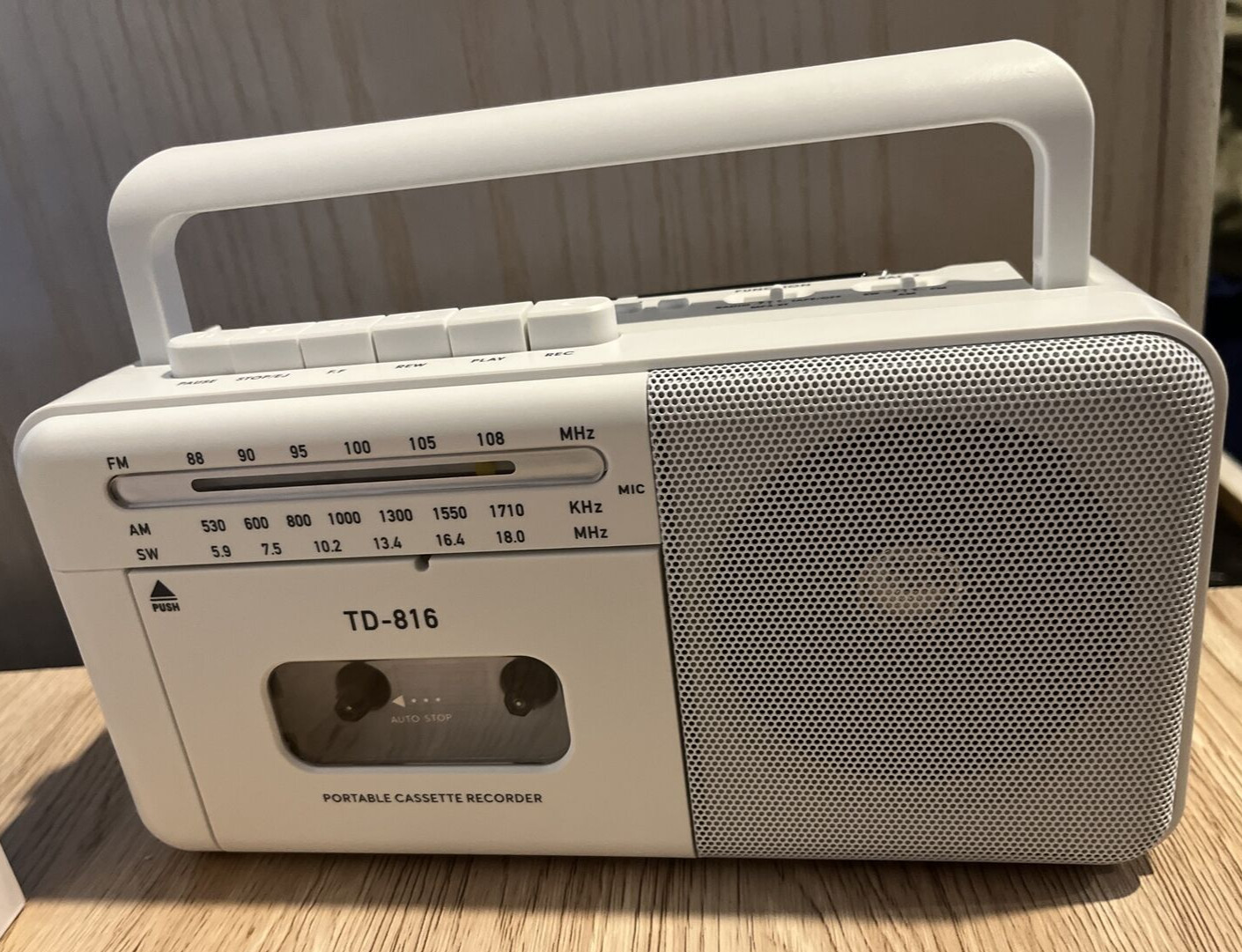 Boombox Bluetooth Rechargeable Cassette Player AM FM SW 8W S