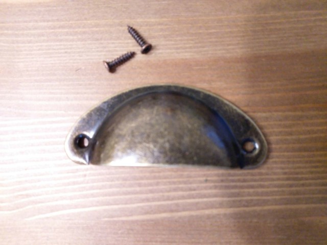 Pottery Barn Antique Brass Classic 3 Cup Pulls Set 9 For Sale