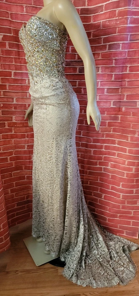 Vestido de baile para mujer Terani Couture talla 2 crema/plateado adornado con tren #C3 Foto 2 de 4