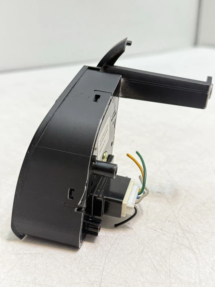 2016-2018 HYUNDAI TUCSON STEERING WHEEL CRUISE CONTROL SWITCH OEM 96720-D3200 - Image 3 of 4