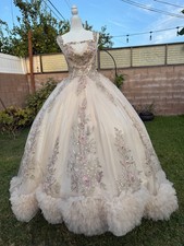 *** ENCHANTING QUINCEANERA DRESS, CHAMPAGNE COLOR, EXCELLENT CONDITION ***