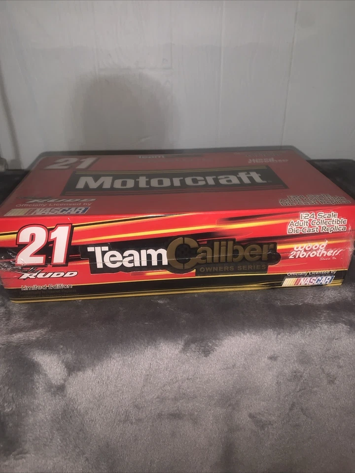 2004 RICKY RUDD TEAM КАЛИБР Серия Владельцев MOTORCRAFT 1:24 В ЗАВОДСКОЙ УПАКОВКЕ - Изображение 2 из 4