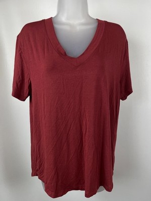 American Eagle T Shirt Womens Medium V Neck Short Sleeve Red Modal Soft Casual