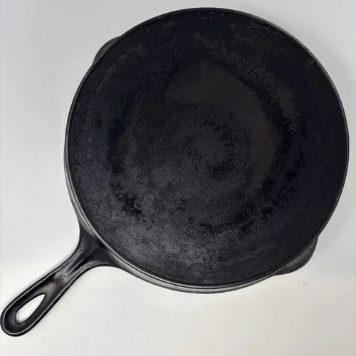 Wagner Ware Cast Iron #9 Early Logo Skillet with Outside Heat Ring 11 1/4" *READ