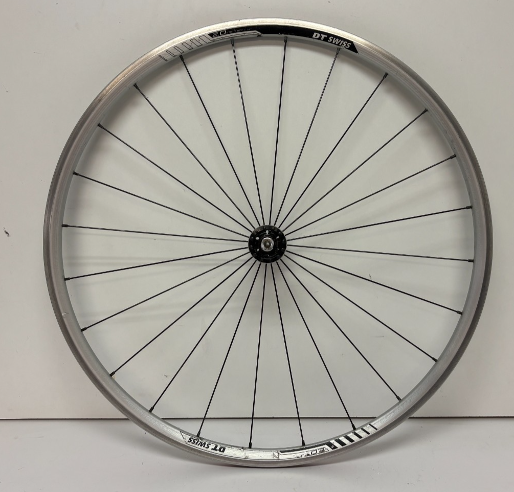 DT Swiss Axis 2.0 32/24-Spoke Silver Aluminum 622x14/700C Road