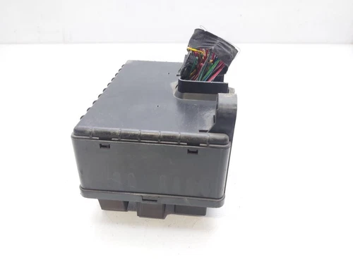 8220108024 Caja Reles/Fusibles para SSANGYONG REXTON 2005 8235990 - Imagen 4 de 10