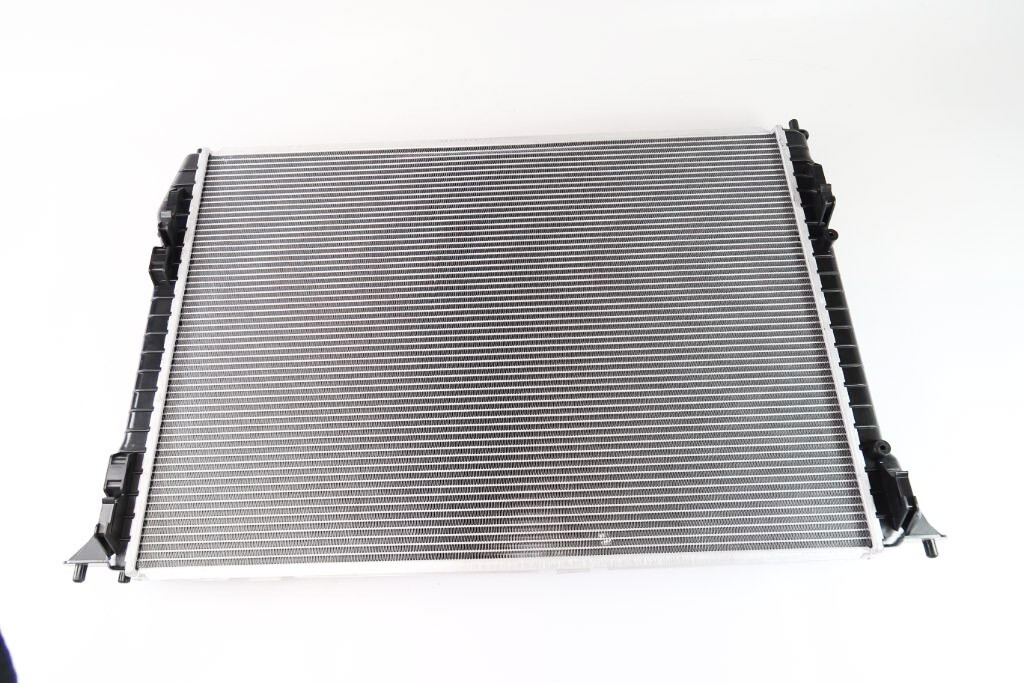 Bentley Continental Flying Spur GT GTC V8 water coolant radiator