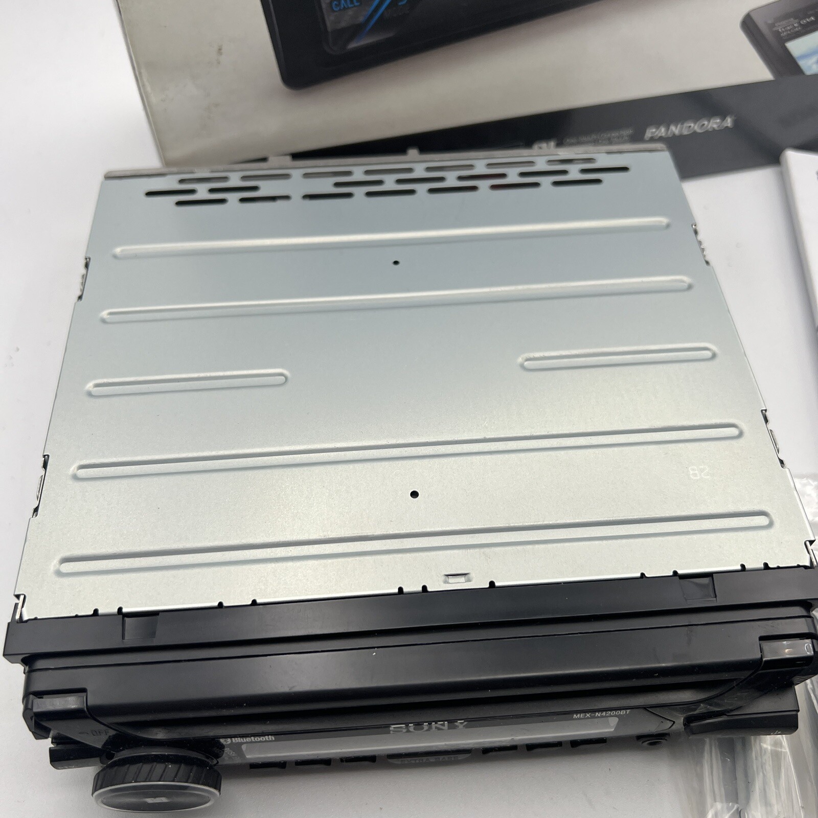 Sony MEXN4200BT Bluetooth SingleDin InDash CD / MP3 Car Receiver