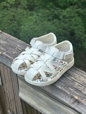 Toddler Girls Size 6 Wonder Nation White Fisherman Sandals NWT