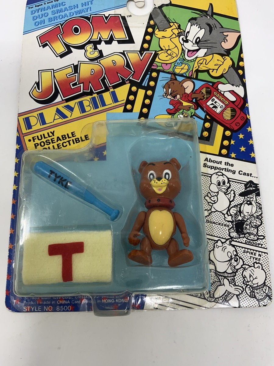 Tom and Jerry　洋書 Tom & Jerry: 50 Years of Cat and Mouse: T. R. Adams, William