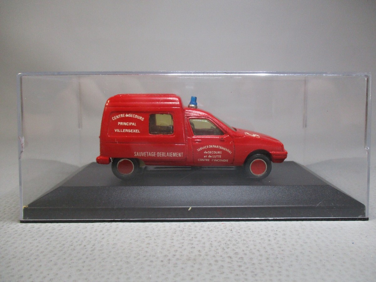 Miniature Automany Résine 1/43 - Citroen C15 Vitré - Bon état Sans Boîte