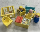 FISHER PRICE Play Family #761 Nursery Set Vintage Little People Almost COMPLETE
