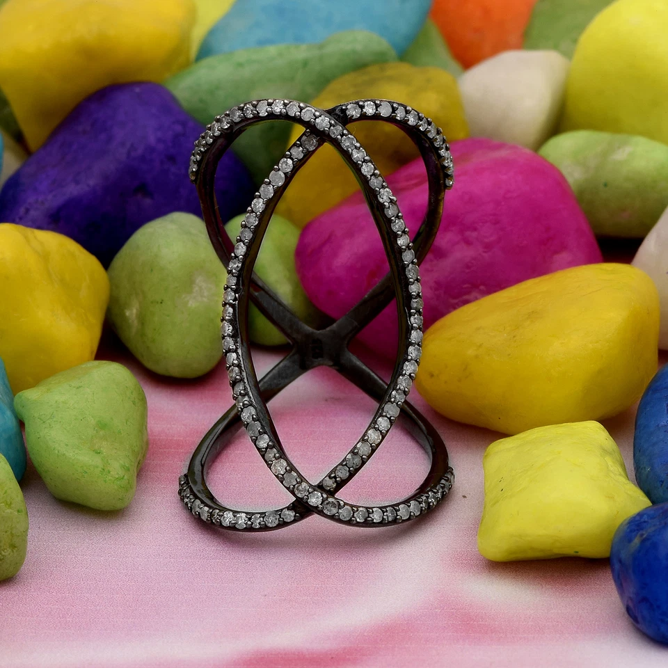 Anillo enchapado en oro negro dedo largo diamante 0,9 quilates plata 925 para regalo de graduación Foto 3 de 4