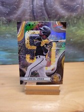 2024 Bowman’s Best Baseball Leo De Vries Top Prospect Refractor #TP-18 Padres
