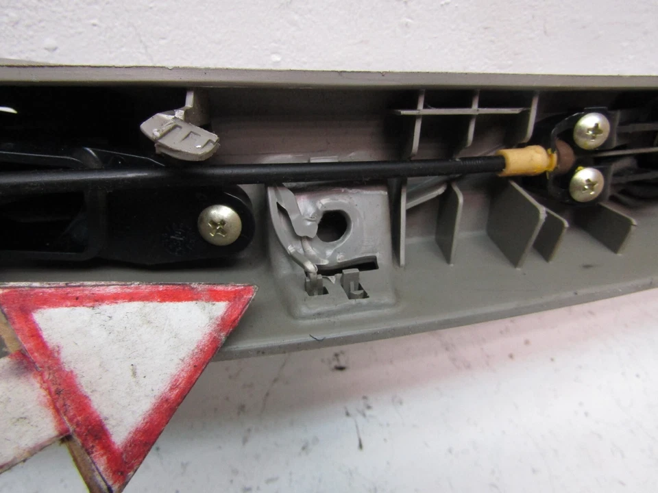 Door Pull Handle QUEST 2007 2009 Left Driver Rear Back Sliding Opening Lever OEM - Image 4 of 4