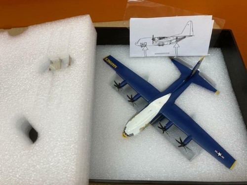 Gemini 200 Blue Angels 'Fat Albert" C-130 Hercules G2USM921 170000 1220 1:200 - 第 5/7 張圖片