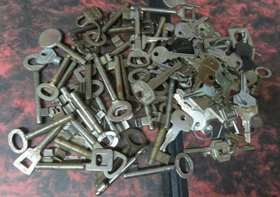 Sortiment Schlüssel Restposten Konvolut  große kleine gemischte Vintage Lot
