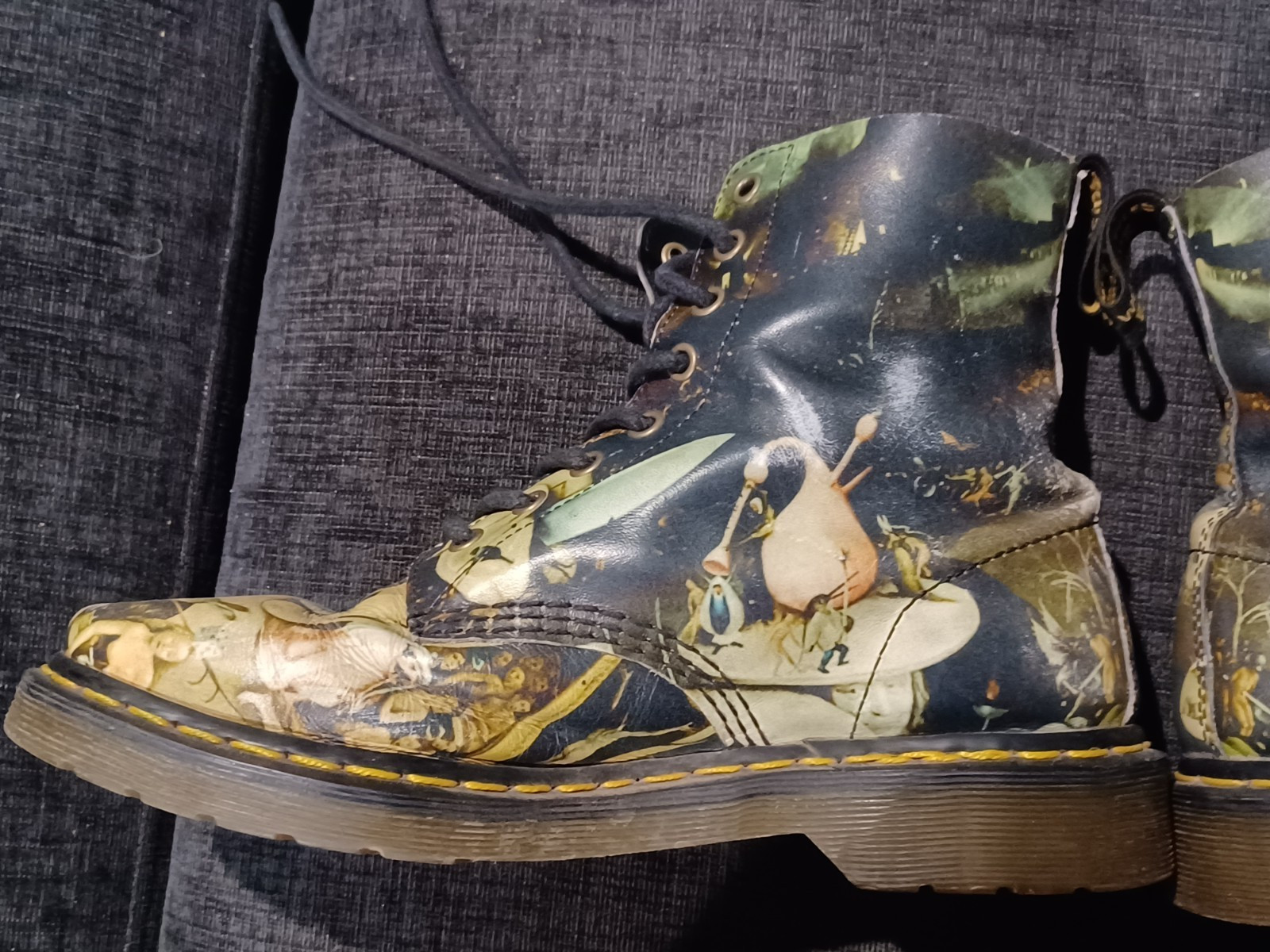 DR MARTENS / DOC MARTENS HIERONYMUS BOSCH "HELL" Art Print Boots - US Women's 9 thumbnail 2