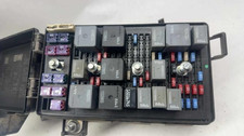 2005 Buick Lacrosse Engine Fuse Box Assembly Oem