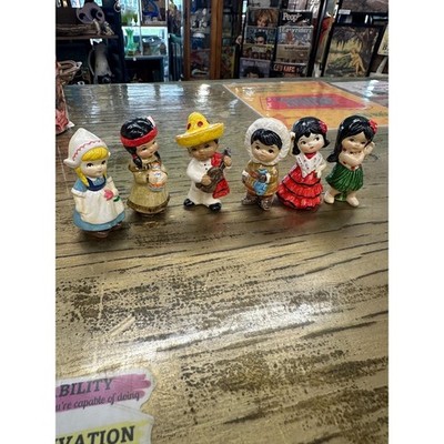 Vintage 1970s Its A Small World Figurines