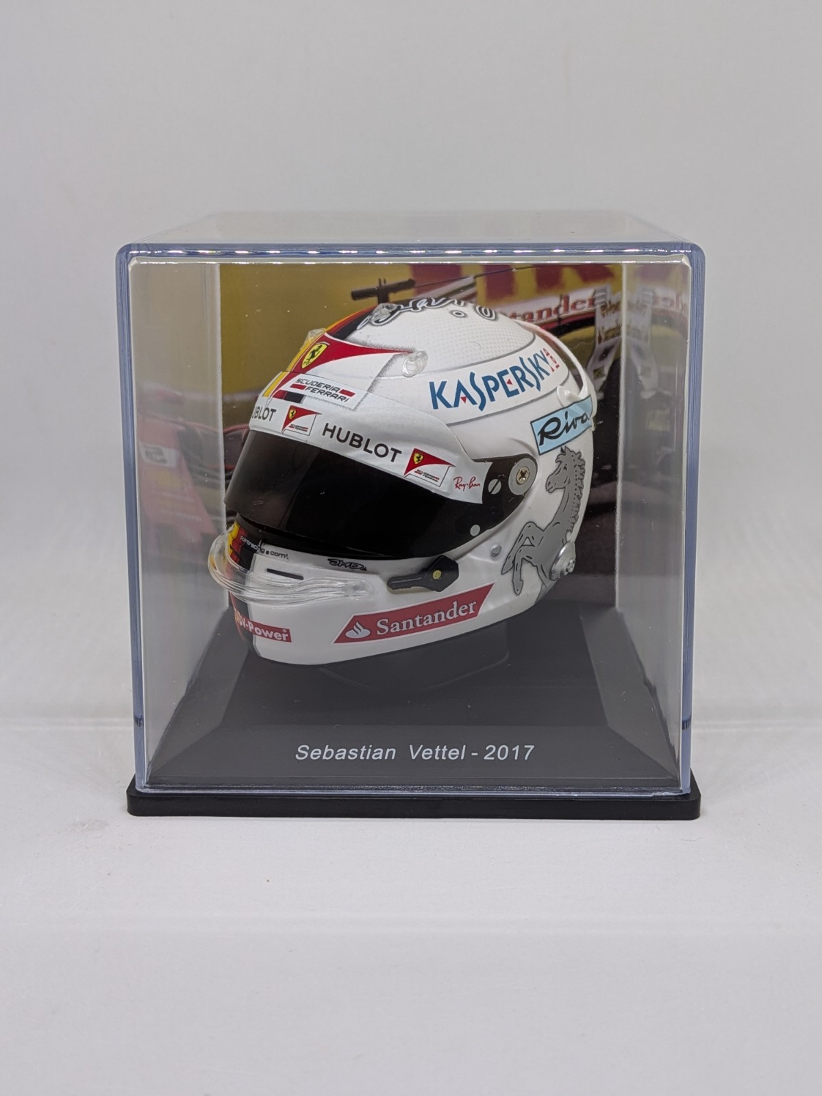 Sebastian Vettel 2017 Spark HELFE79 réplique haut de gamme