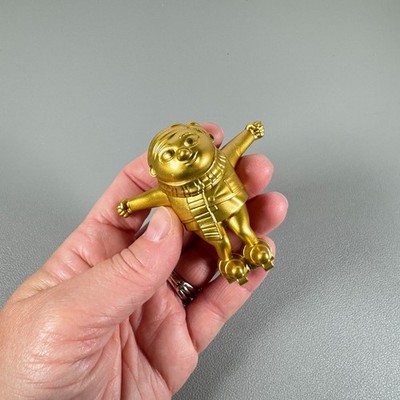 2020 McDonald's Happy Meal Toy - Golden Gru #13 | Rise of Gru