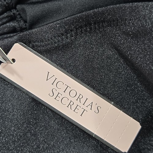 Victoria's Secret Swim Bikini Top Womens Large Black Halter Cutout Strappy NWT - Picture 6 of 9