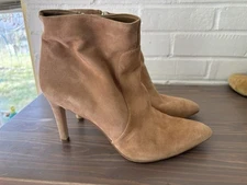 Sam Edelman Olette Suede Heeled Bootie Size 8.5 Pointed Toe Golden Caramel Suede