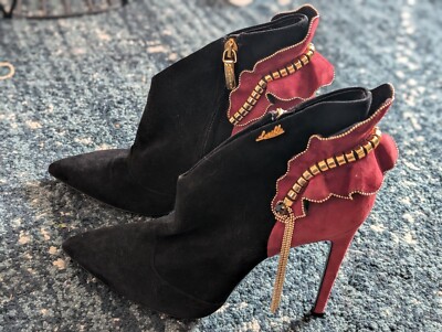 Loriblu ankle boots with red ruffle and metal decorations. Size 9 
