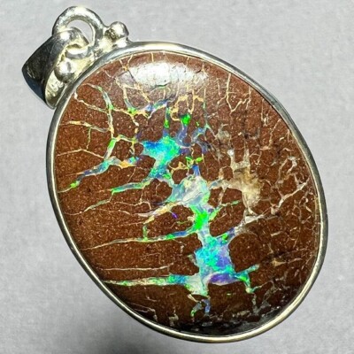 Silber * auffällige Farben 41 kt natürlicher australischer massiver Matrix Boulder Opal Anhänger