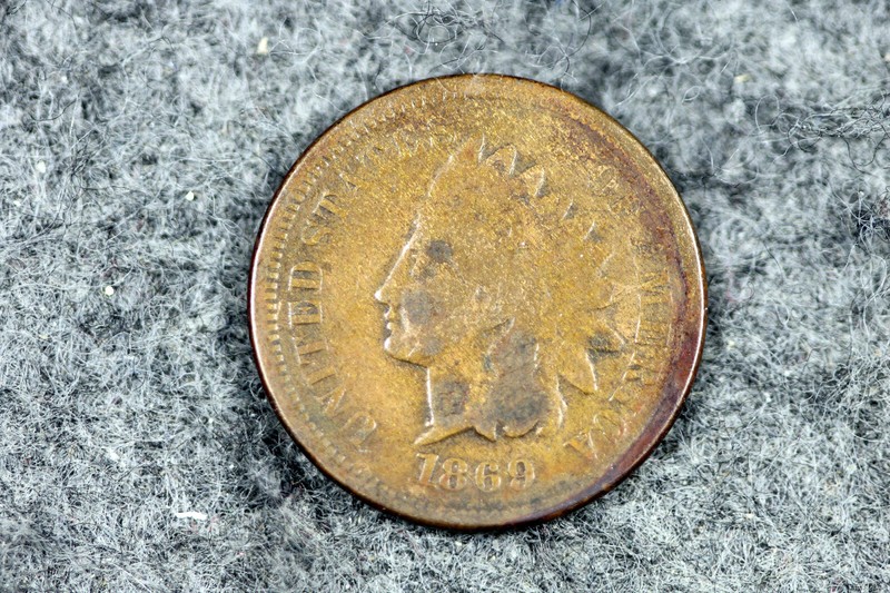 ESTATE  FIND  1869  Indian Head Cent  #D26738
