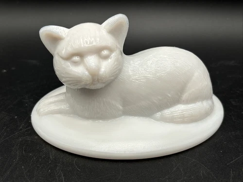 Vtg Westmoreland Milk Glass Cat on Basket Ribbed Base Kitten Nest 5” Lid ONLY