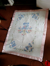 VTG.PASTEL BABY BLANKET. With Design Soft Acrylic.Used.48x36.75in