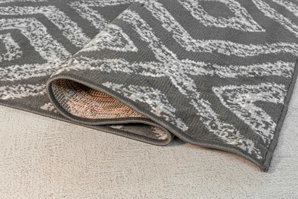 Geometric Diamond Runner - 2'x8' Dark Grey, Moroccan Transitional Area Rug - 516 - Image 4 of 4