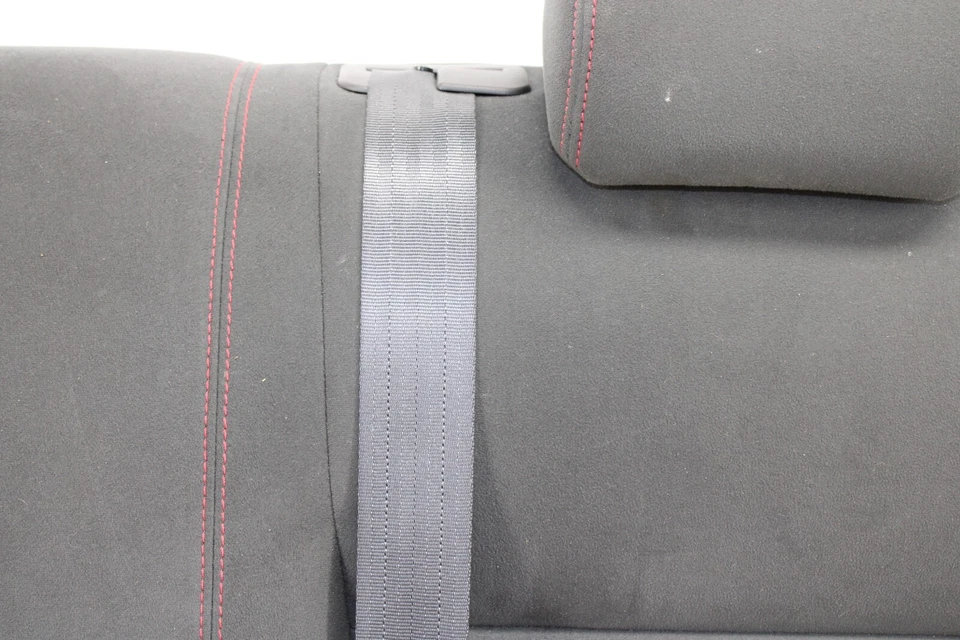 Cojín de asiento superior trasero izquierdo Nissan Juke Nismo 2014-2017 OEM HG109 Foto 4 de 4