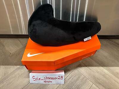 NIKE BIRTHDAY PACK GIANT NIKE SWOOSH PILLOW BLACK NIKE BIRTHDAY PACK GIANT NIKE SWOOSH PILLOW BLACK