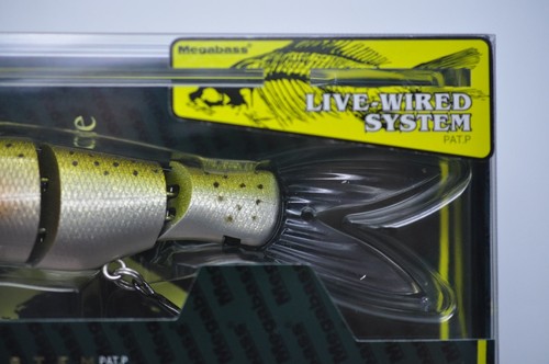 Megabass Spine-X 190F Crankbait GLX Rainbow Trout Never Used - Picture 3 of 5