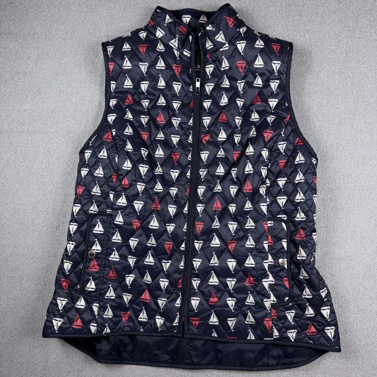 Talbots Diamond Quilted Vest Navy W/ Red & Sail Boats Full Zip Petite Med
