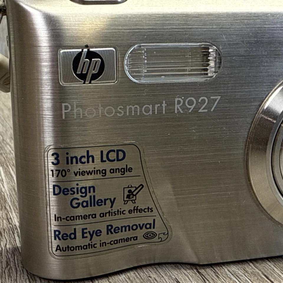 HP Photosmart R927 Digital Camera 8.2MP 3X Optical Zoom Silver/Software CD/READ - Image 3 of 4