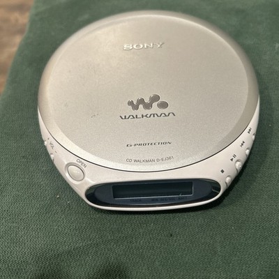 Sony D-EJ361 CD Player - Silver For Parts Walkman G-protection