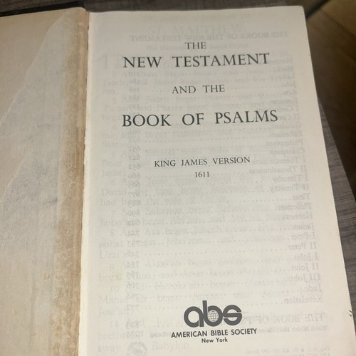New Testament and Psalms King James Version 1611 by ABS LARGE Print KJV 1977 - Picture 3 of 8