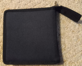 Brand New! Sega Dreamcast 16 Disc Zip-Up Carrying Case Storage Game CD Holder