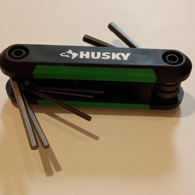 Husky MM Folding Hex Key Set, Metric 8-Piece Metal Non-Ratcheting Black/Green