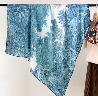 100% Mulberry Silk Scarf Women forest print 43'' Bandana Square Wrap Neckerchief