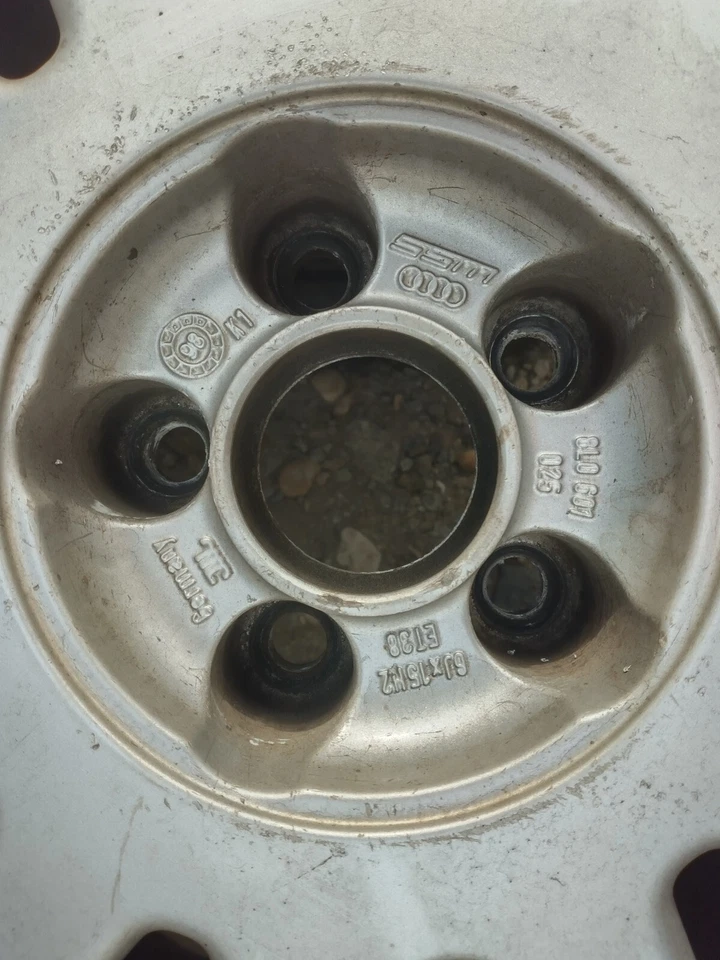 4 Sommerräder Audi 8LO 601025, 6J x 15 ET38, Vredestein 195/65 R15 91V (CA26) - Bild 3 von 4