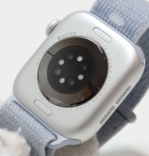 Apple Watch Series 10 Aluminum 42mm (GPS) Silver w/ Light Blue Band - Afbeelding 3 van 15
