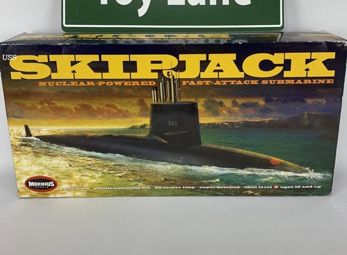 USS 585 Skipjack Moebius Models 1:72 Scale Kit Submarine 42” Display Stand - Picture 9 of 12