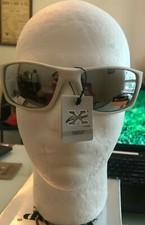 X LOOP UV 400 CE PROTECTION POLYCARBONITE LENS USA FASHION SIDES SUN GLASSES