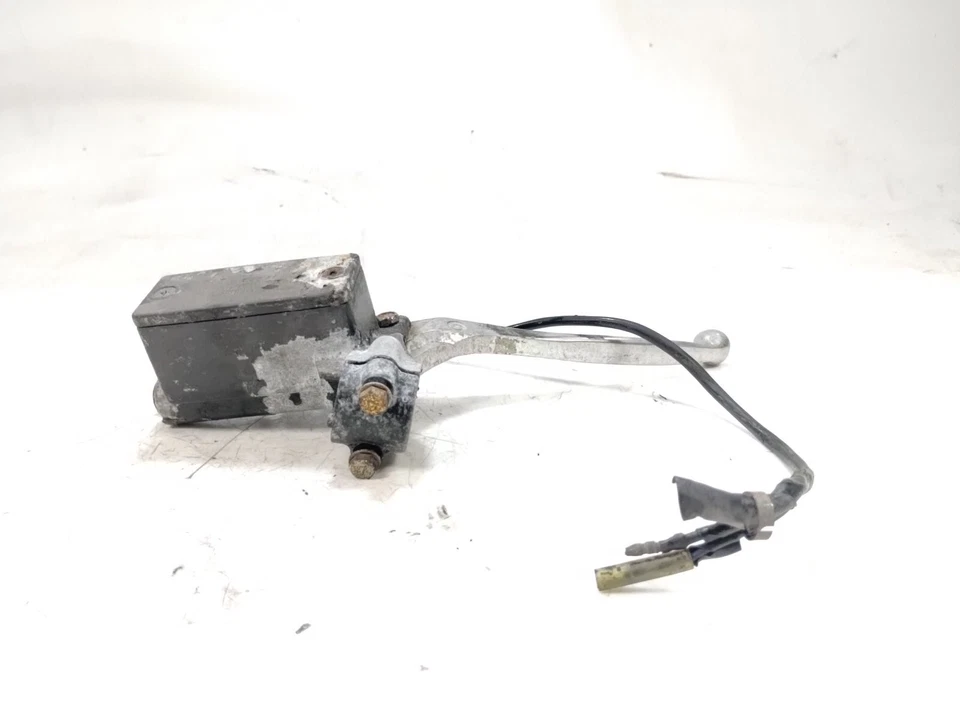 Kawasaki KZ1000 P LTD 1982 policía cilindro maestro de freno delantero Foto 2 de 4